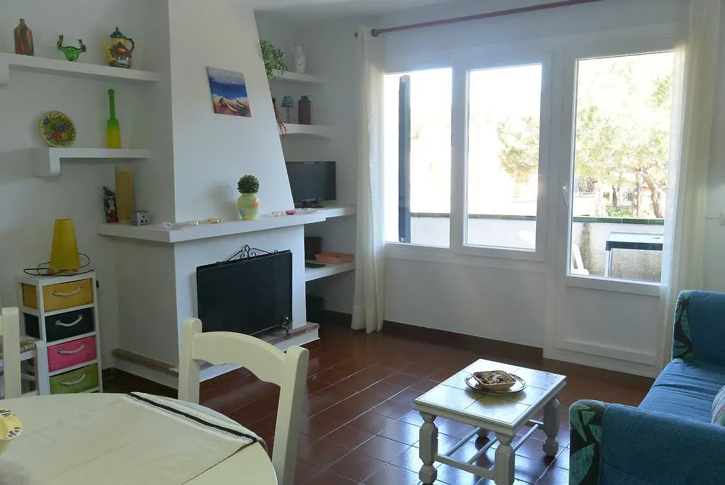 Shopping Center Apartment Pals 0*,  Spain